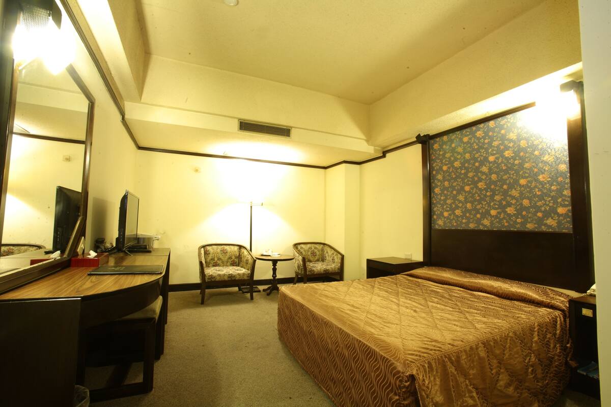 Standard Double Room | Blackout curtains, free WiFi