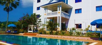 Au Paradis Bleu Hotel