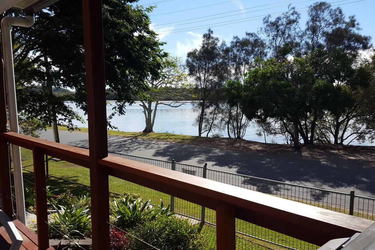 Riverview Cabin | Balcony view