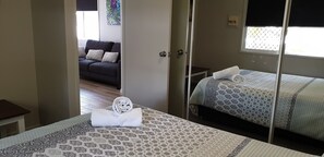 Superior Cabin | Individually decorated, individually furnished, iron/ironing board - Colonial Tweed Holiday & Home Park (Tweed Heads South)