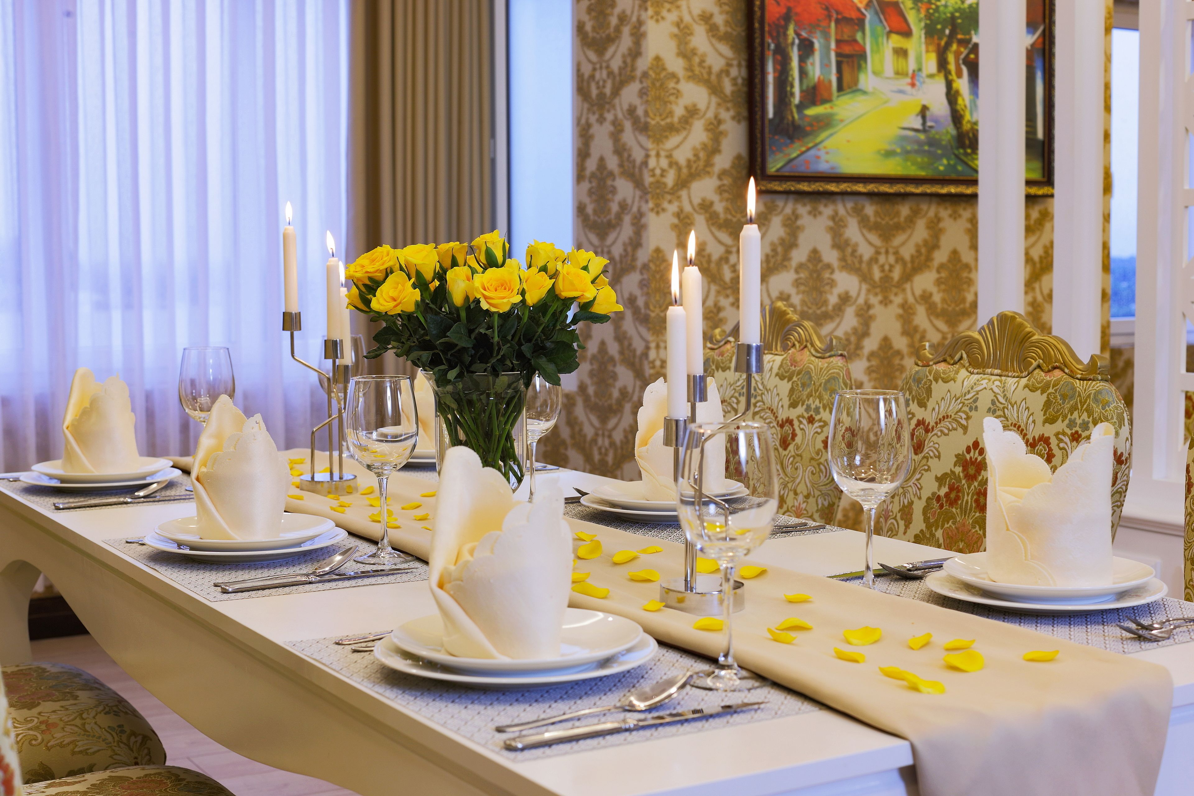 royal suite | in-room dining