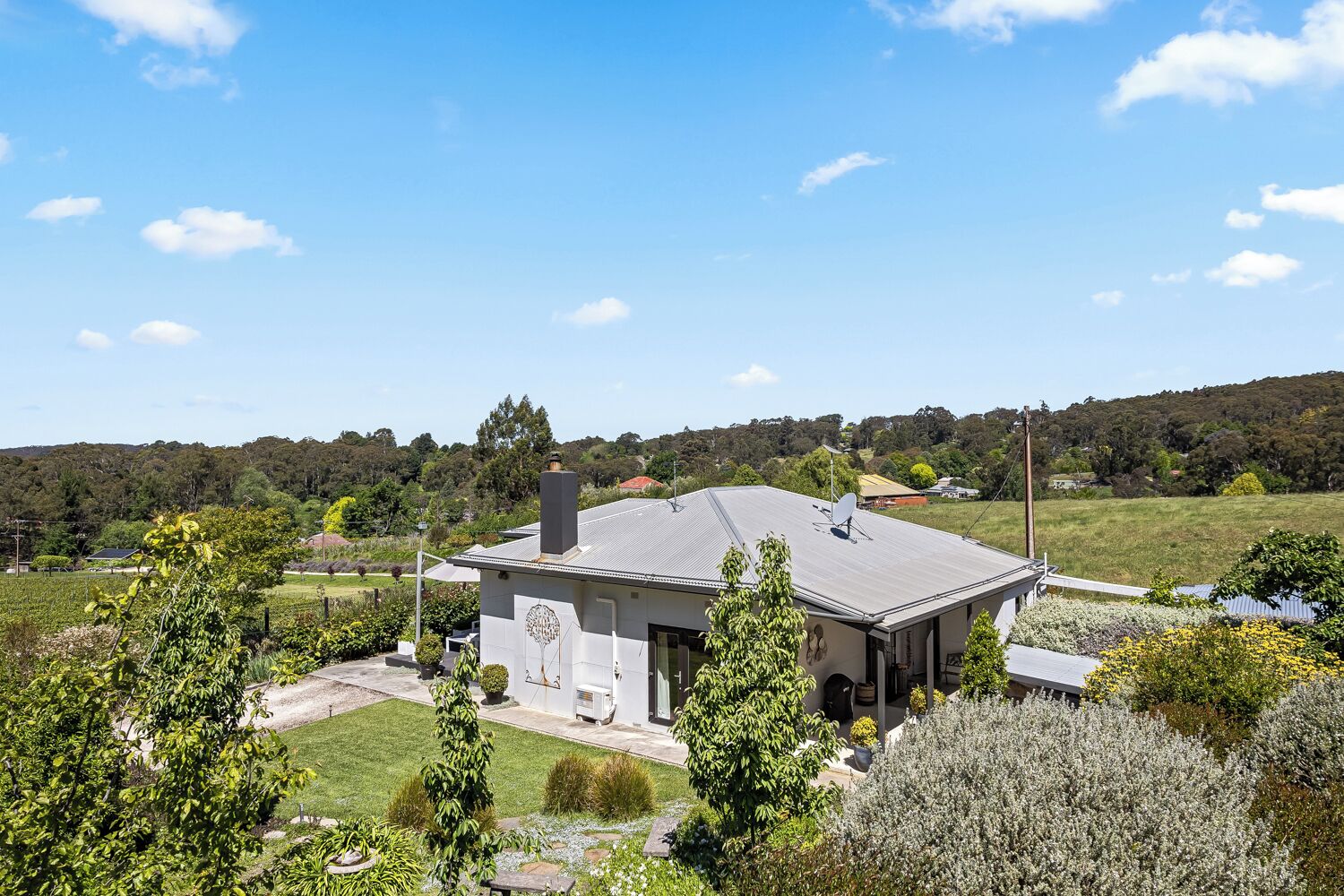 المنشأة من الخارج