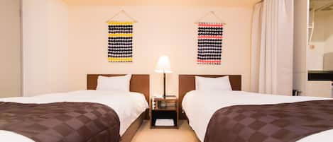 Phòng | Bàn, khu vực làm việc phù hợp cho laptop, bàn ủi/dụng cụ ủi quần áo