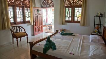 Doppia Classic | 4 camere, biancheria da letto di alta qualità, materassi a doppio strato