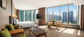 Holiday Inn Guangzhou Zhujiang New Town by IHG