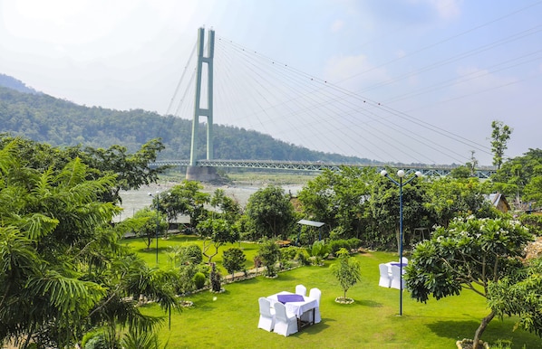 Property grounds - Siddhartha Resort, Chisapani (Lamki Chuha)