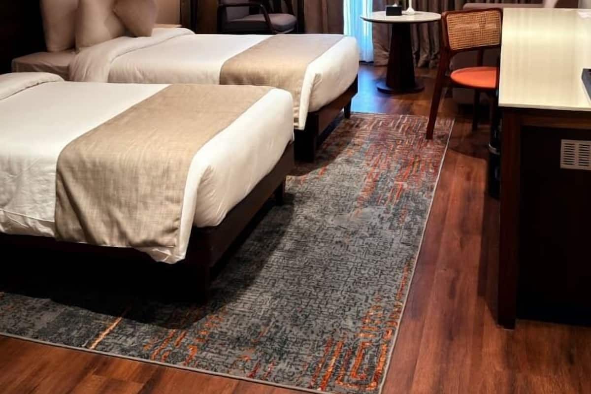 高级双人房 | 办公桌、熨斗/熨板、免费 WiFi