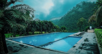 Siddhartha Riverside Resort