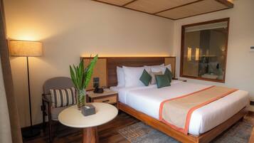 Superior Double Room | Desk, iron/ironing board, free WiFi