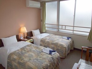 雙床房 | 免費無線上網、床單