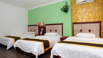 In-room safe, desk, blackout drapes, free WiFi