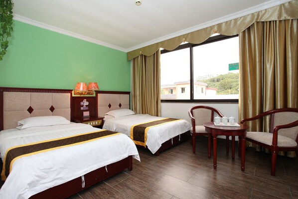 In-room safe, desk, blackout curtains, free WiFi - Guangzhou Conghua Yincheng Hotel (Guangzhou)
