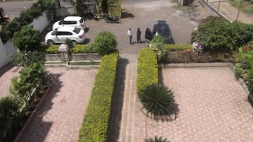 Aparcamiento sin asistencia gratuito