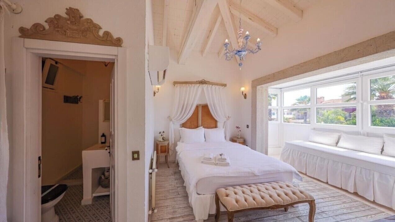 Deluxe Room | Premium bedding, minibar, in-room safe, free WiFi