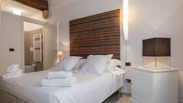 Comfort Apartment, 1 Bedroom E1 | 2 多间卧室、客房内保险箱、免费 WiFi、床单