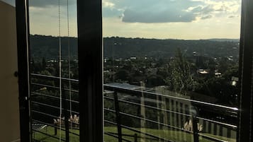 Sunset Views 2 | Balcony