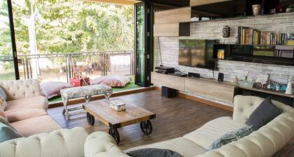 Doolay Beachfront Hostel