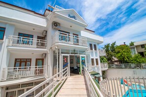 Front of property - Castello Hotel & Aparts (Kemer)