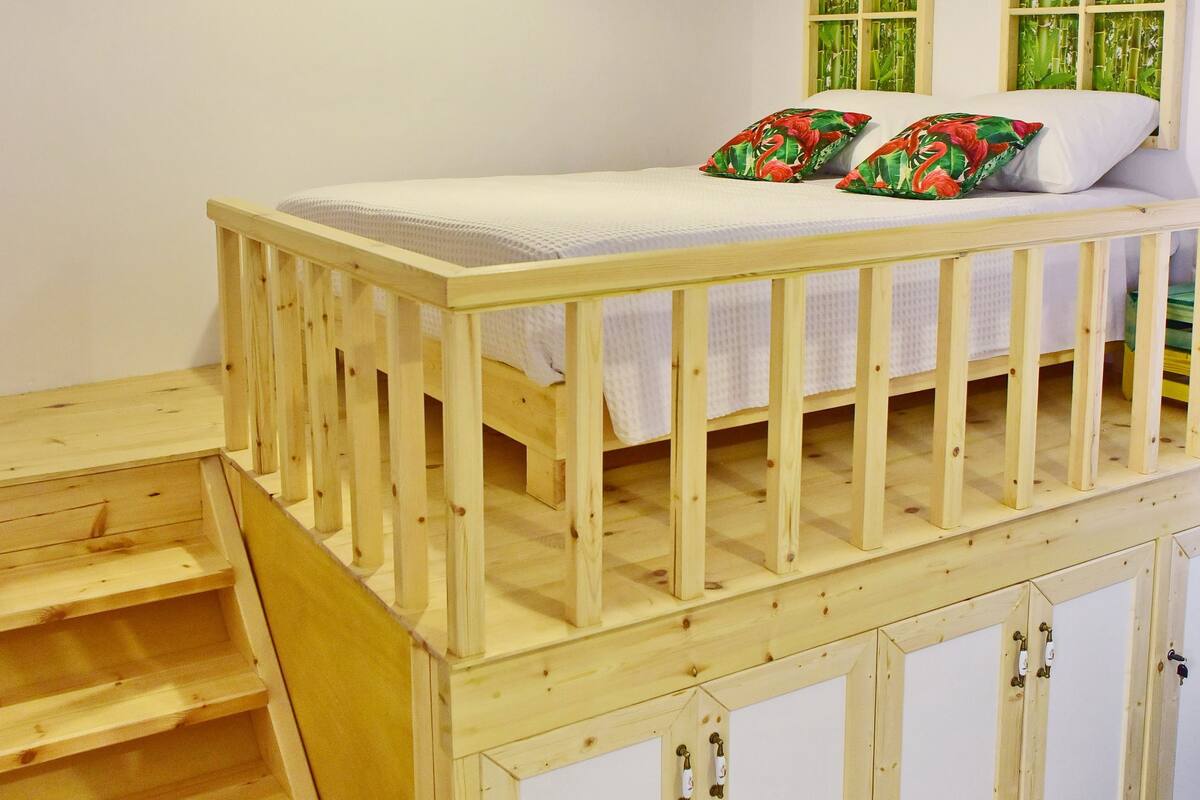 1 bedroom, in-room safe, desk, iron/ironing board