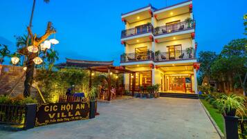 Bagian depan properti