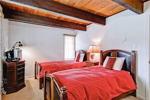 Condo, 3 Bedrooms