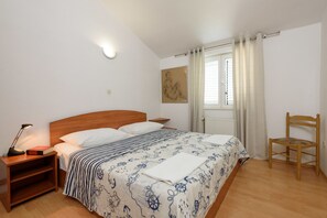 Unclassified image, 2 of 85, button - Apartments Kudelik (Trogir)