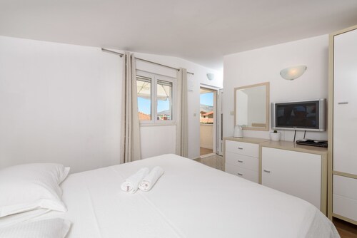 Apartments Kudelik