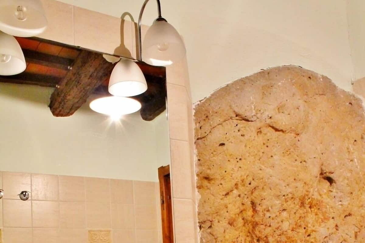 Apartment, 1 Bedroom, Accessible, Ground Floor (Quercia) | Bathroom sink