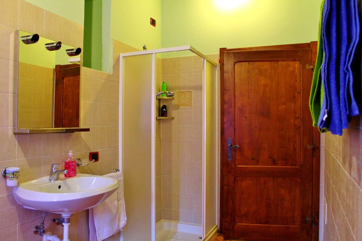 Apartment, 1 Bedroom, Non Smoking, Ground Floor (Nocio) | 1 bedroom, soundproofing, iron/ironing board, free WiFi