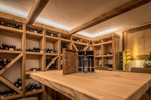 Bar (in der Unterkunft)