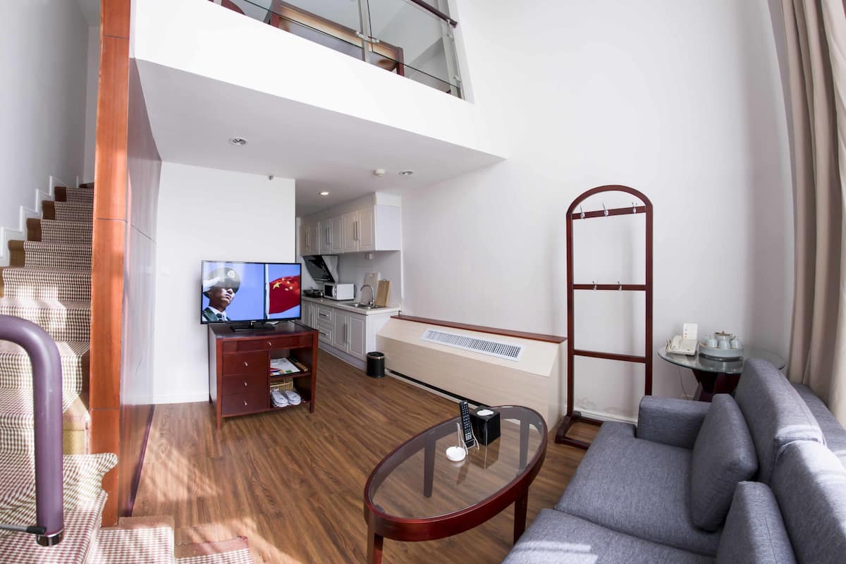 Maisonette | Schreibtisch, Verdunkelungsvorhänge, schallisolierte Zimmer
