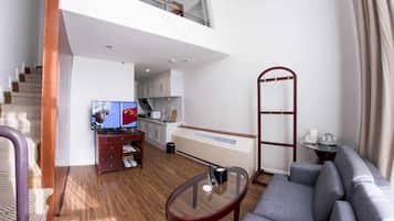Dúplex | Escritorio, cortinas opacas, sistema de insonorización y wifi gratis