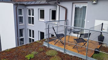 Queen Room with Balcony | Terrace/patio