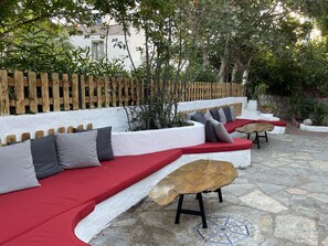 25-inch LED TV with satellite channels, TV