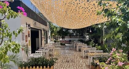 Esmana Otel