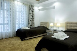 Desk, free WiFi - Karen Thermal Residence (Kozakli)