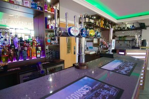 Bar (on property) - The Avenue Hotel (Blackburn)