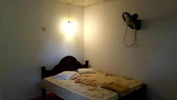 Iron/ironing board, free WiFi