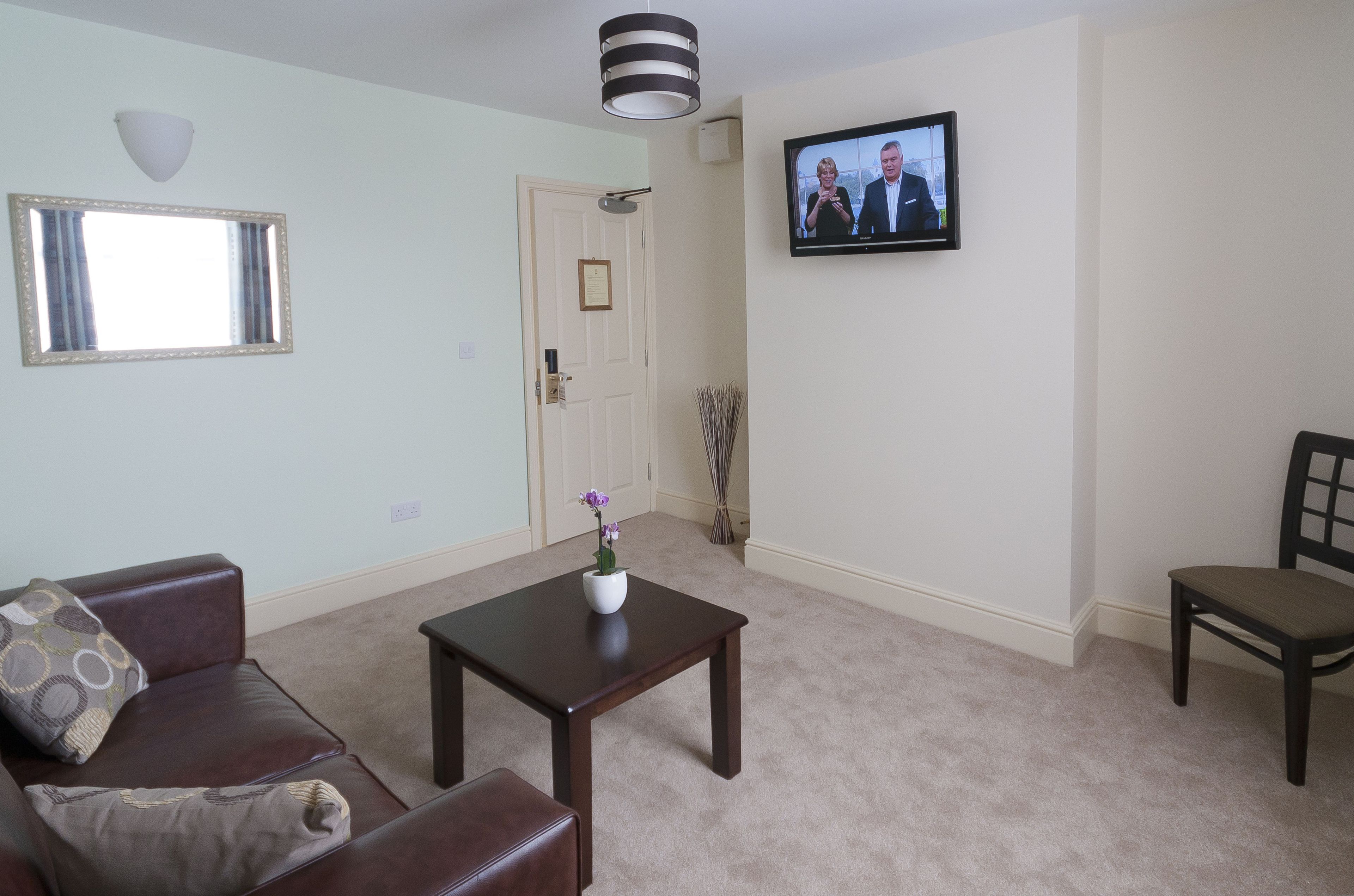 family room | living area | 32-inch flat-screen tv with digital channels, tv