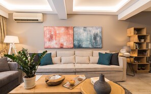 Smart TV, Netflix, libros, estación para reproductor de MP3