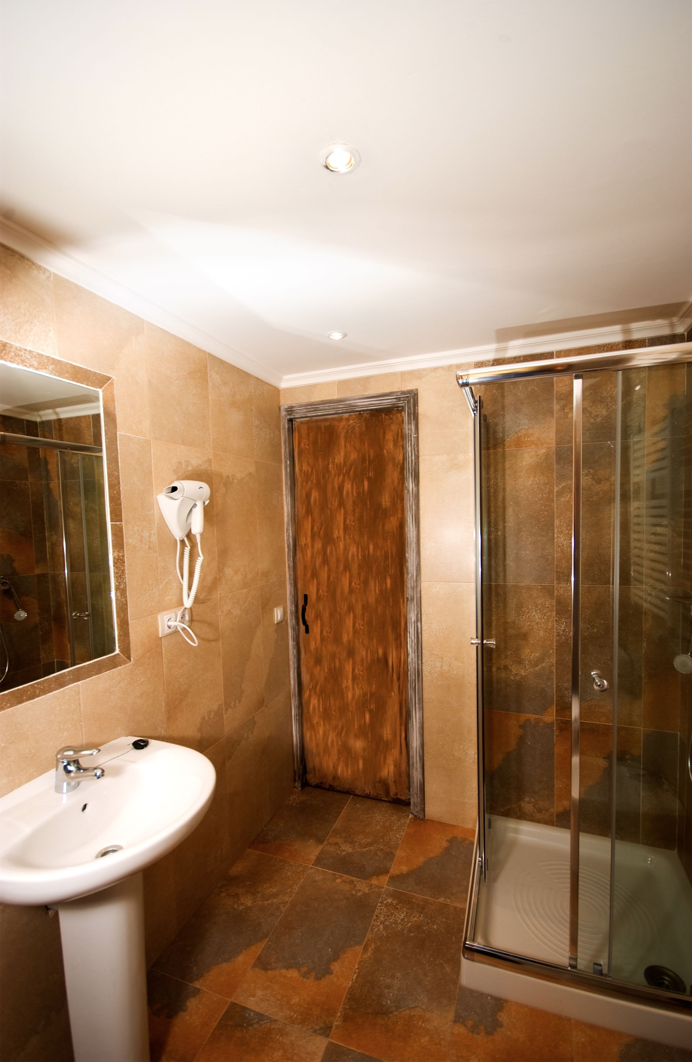 Photo - Casa Rural Los Sombredales