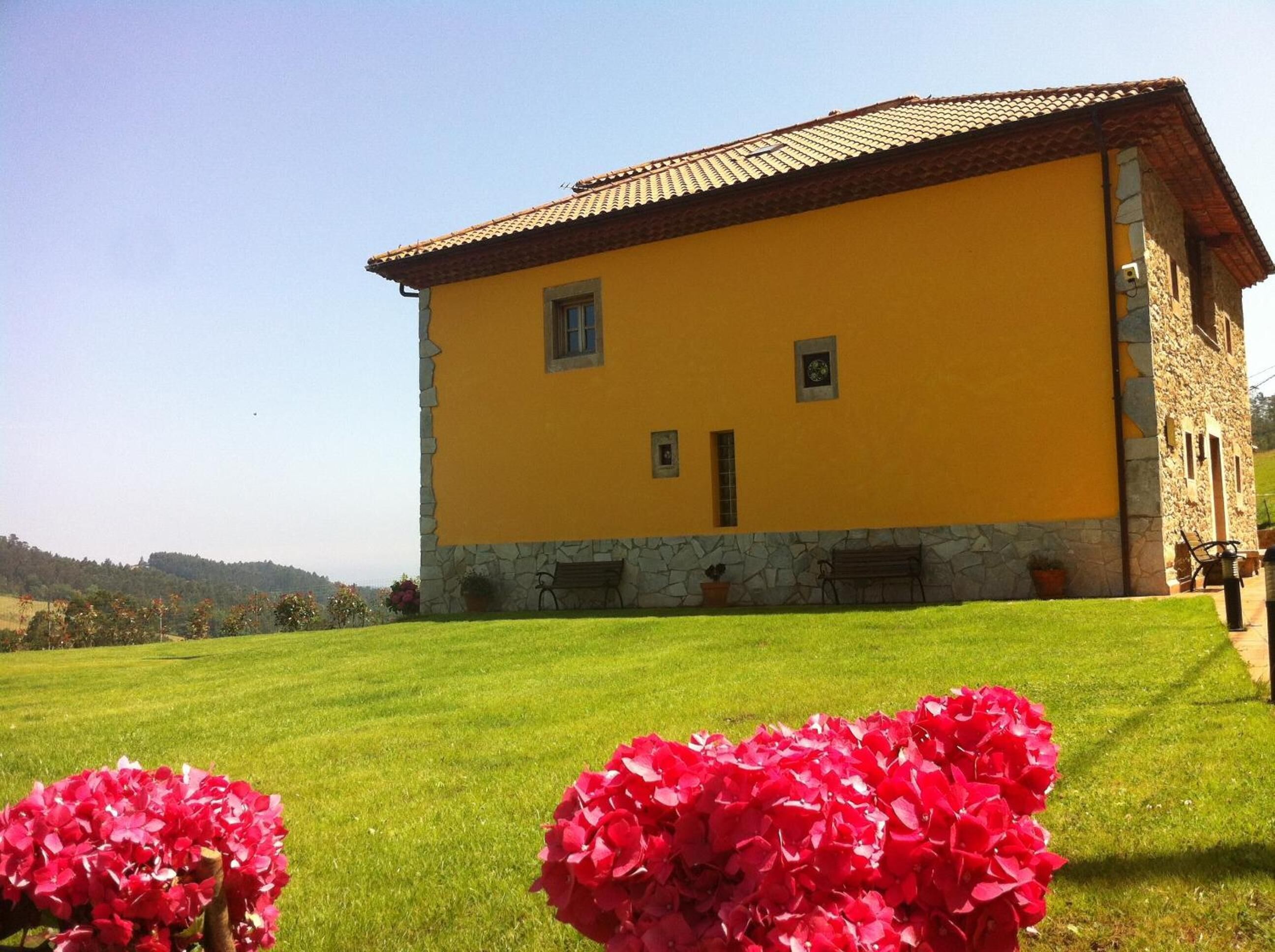 Photo - Casa Rural Los Sombredales