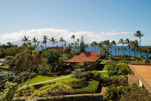 Studio | Property grounds - Maui Kaanapali S #a517 Studio Bedroom Condo by RedAwning (Lahaina)
