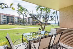 Outdoor dining - Papakea #g106 2 Bedroom Condo by RedAwning (Lahaina)