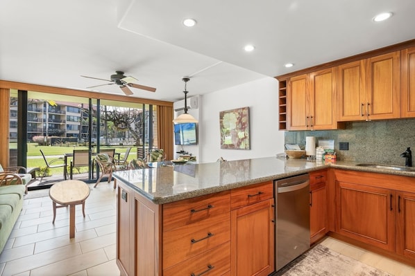 Interior - Papakea #g106 2 Bedroom Condo by RedAwning (Lahaina)