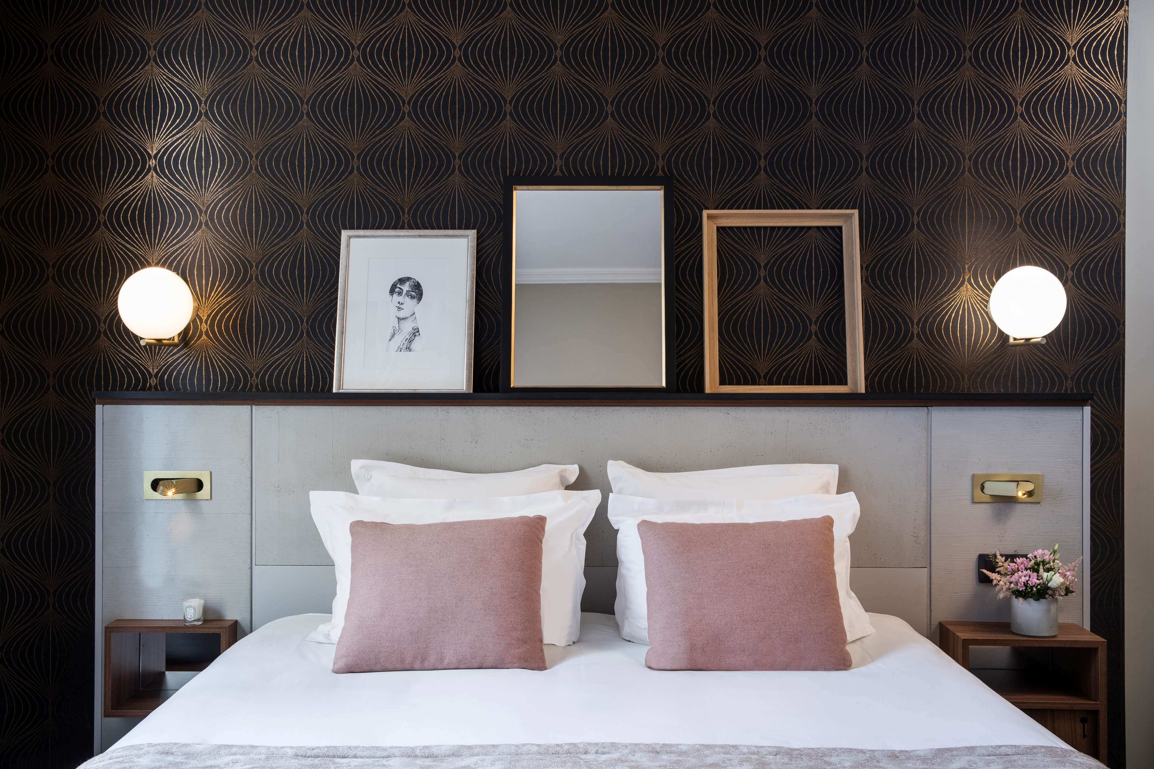 junior suite, 1 king bed, non smoking (with sofabed) | premium bedding, pillow-top beds, in-room safe, desk