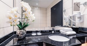 Standard Double Room | Bathroom amenities | Shower, hair dryer, bathrobes, towels