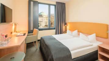 Standardzimmer | Allergikerbettwaren, Daunenbettdecken, Minibar, Zimmersafe