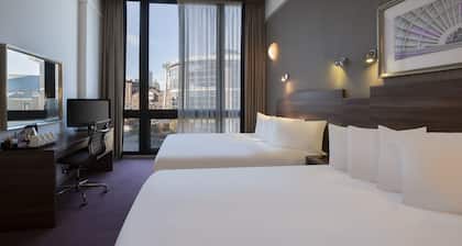 Leonardo Hotel Leeds