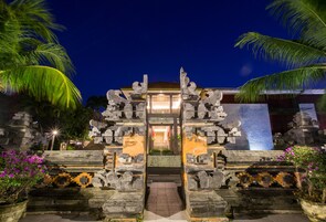 Front of property - evening/night